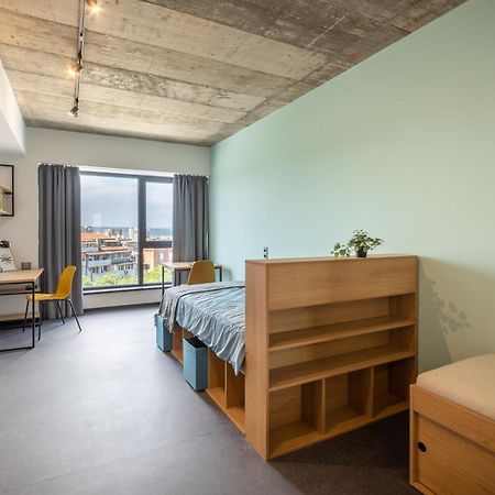 Hotel Campus 90 - Free Parking ヴァルナ エクステリア 写真