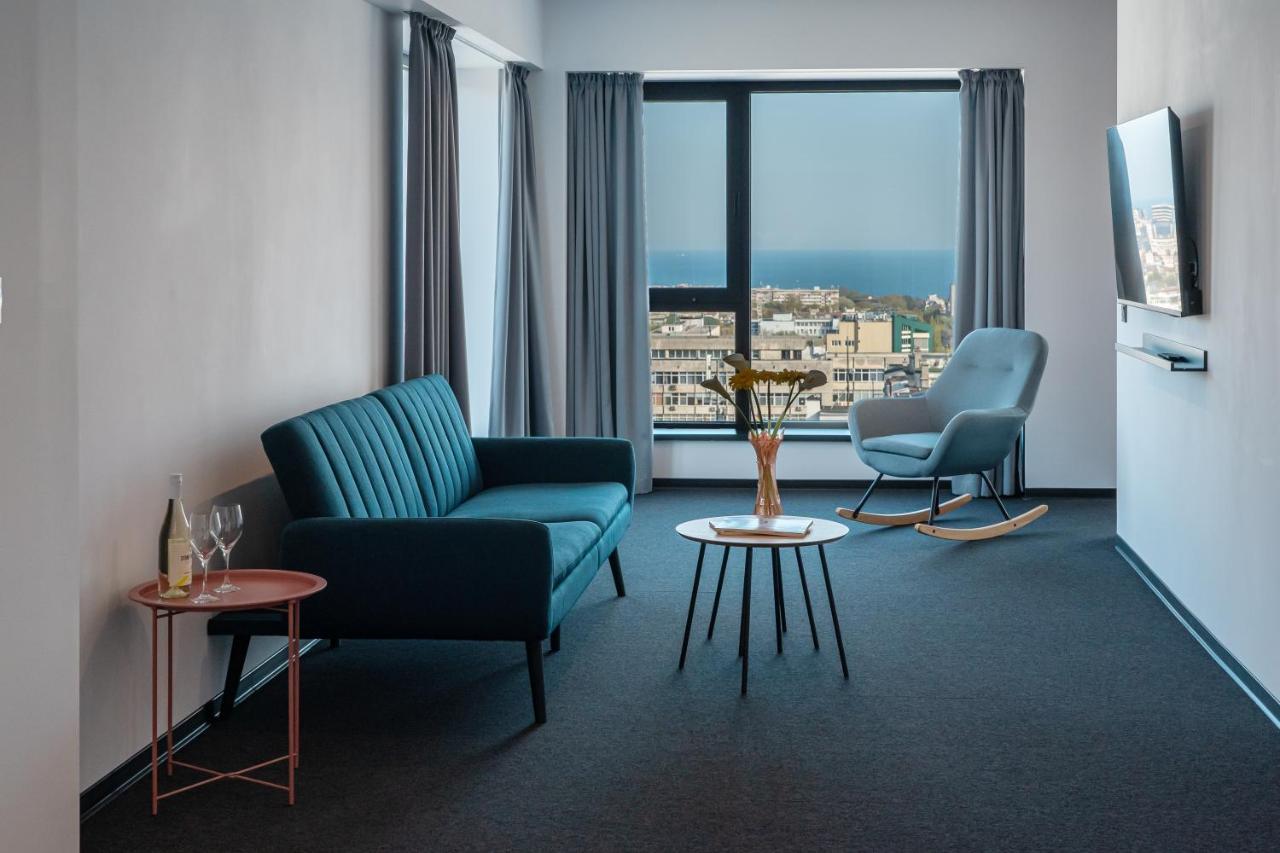 Hotel Campus 90 - Free Parking ヴァルナ エクステリア 写真