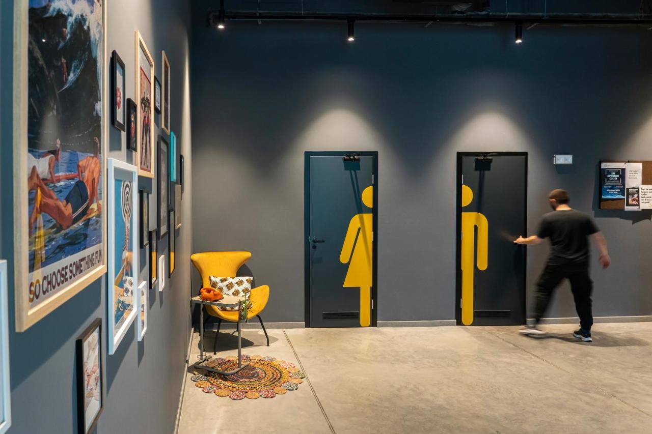 Hotel Campus 90 - Free Parking ヴァルナ エクステリア 写真
